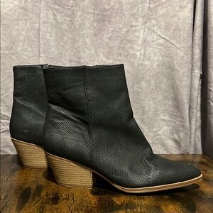 Maurices Black Ankle Boots with Suede Texture and Stacked Heel